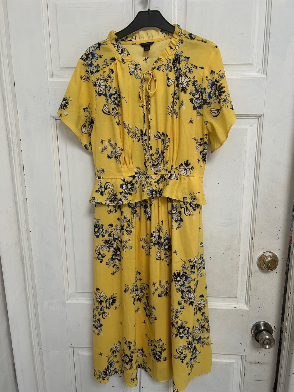 Ann Taylor Petite Yellow Floral Tie-Front Blouse